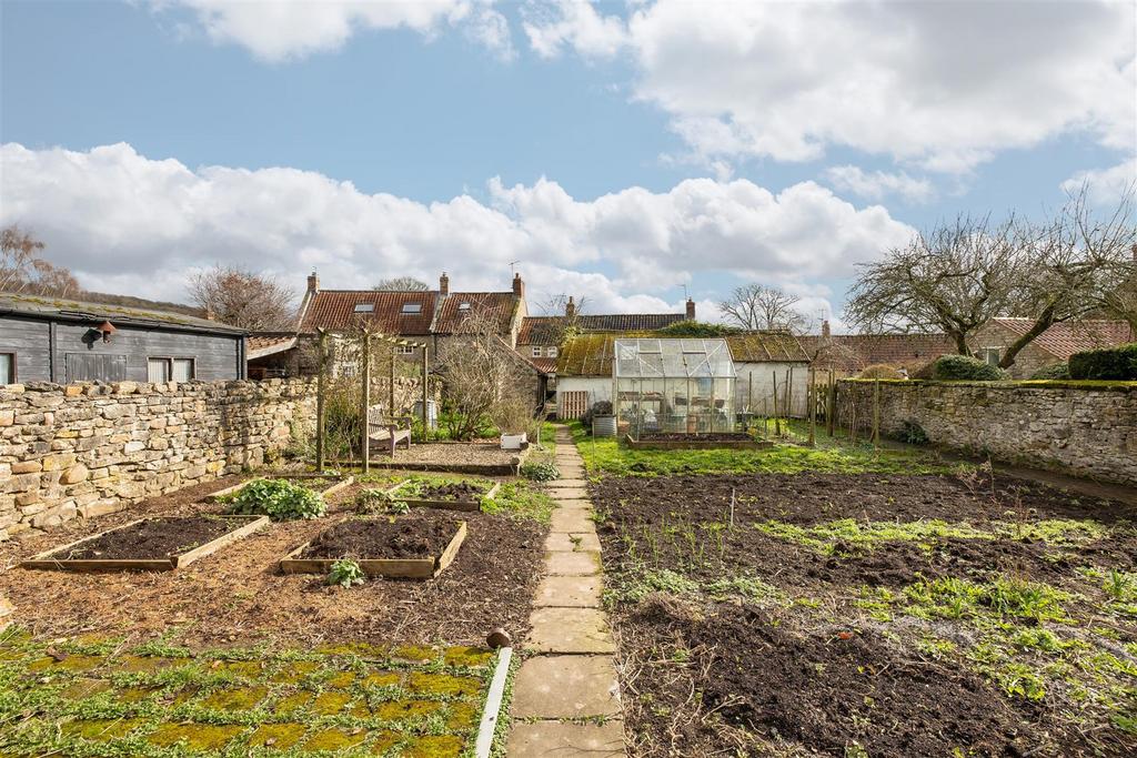 Bridge Farm External-5.jpg