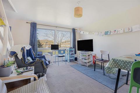 2 bedroom apartment for sale, Lima Court, Bath Road, Reading, RG1