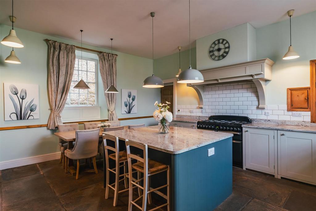 Breakfast Kitchen