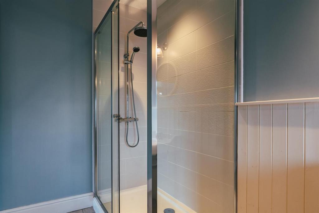 Bedroom 2 En-Suite Shower Room