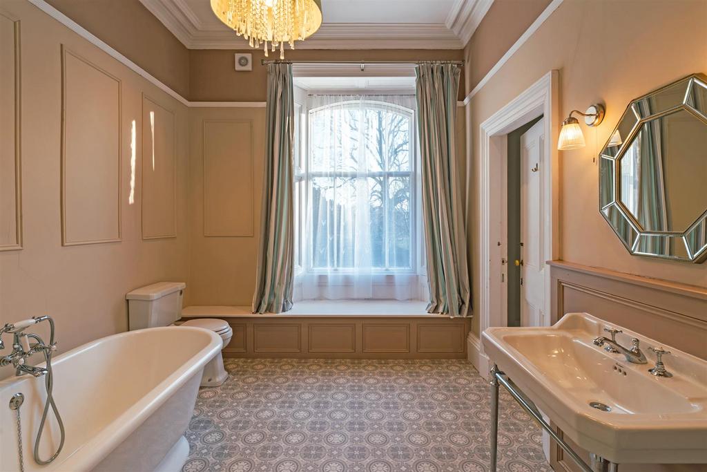 Bedroom 3 En-Suite Shower Room