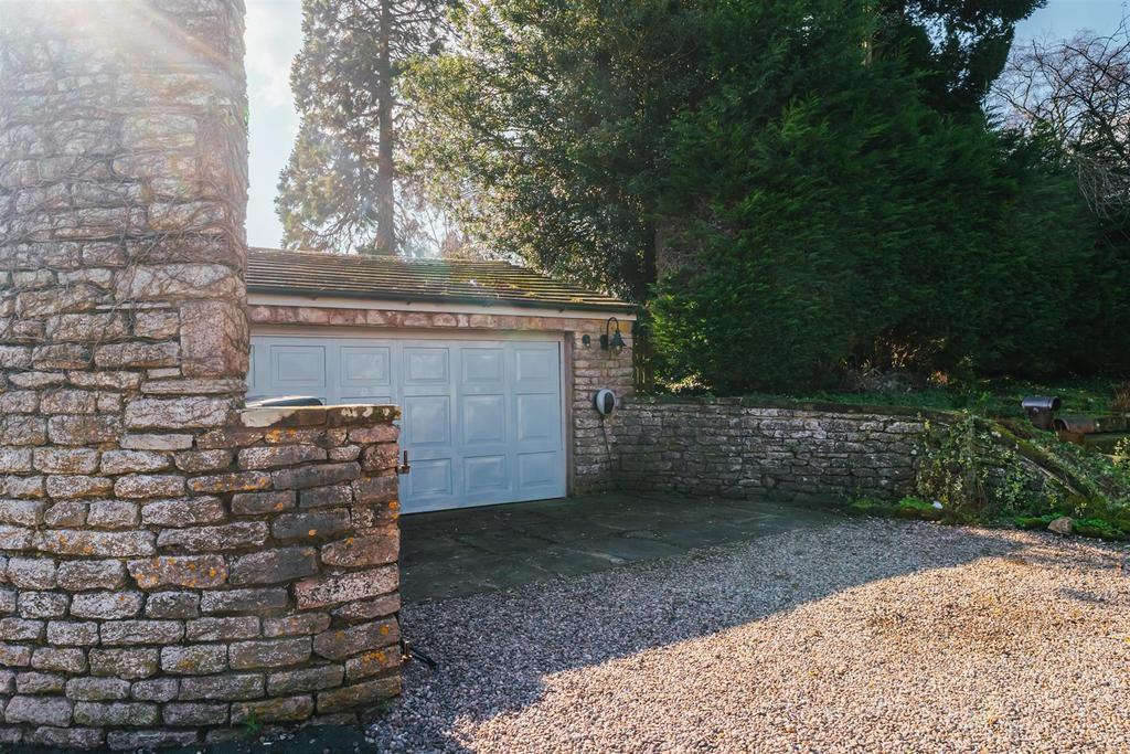 Double Garage