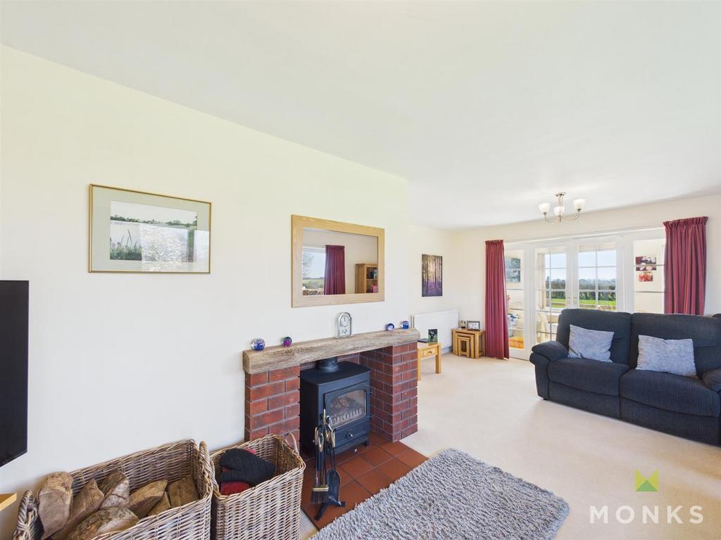 CAM01348 G0-PR0800-STILL011.jpg