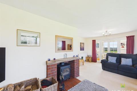 5 bedroom detached house for sale, Field Drive, Clive, Shrewsbury