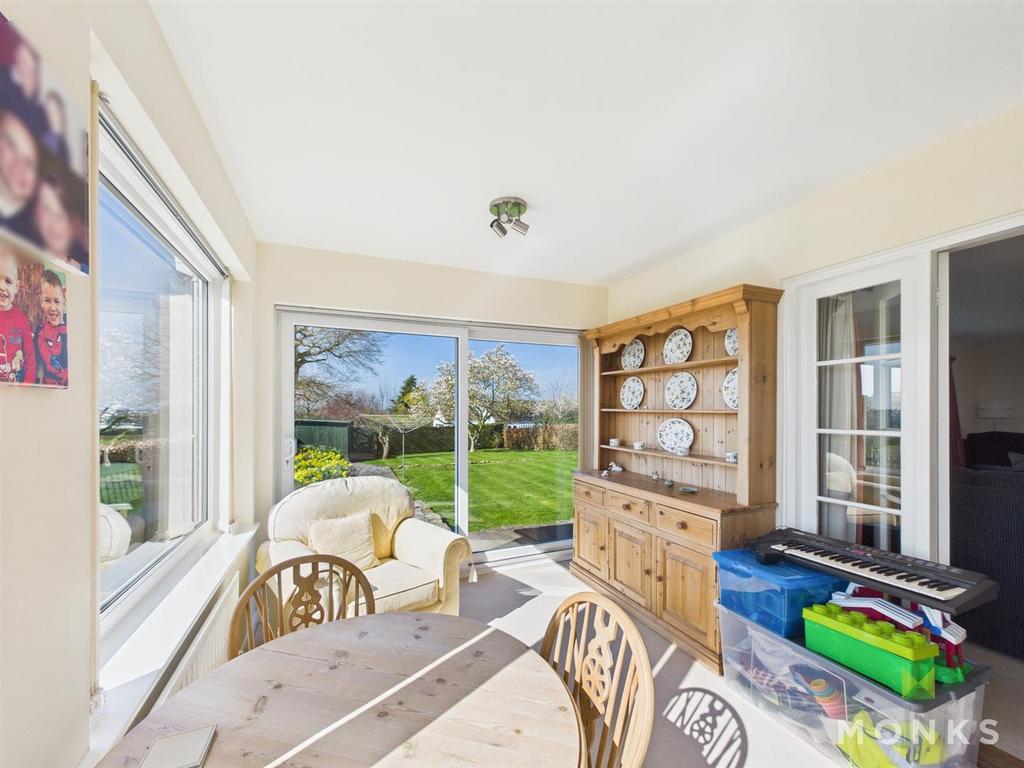 CAM01348 G0-PR0800-STILL014.jpg