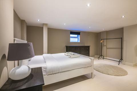 undefined, Milkwood Road, London, SE24