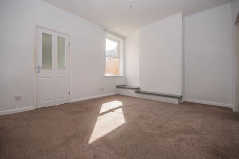 3 bedroom end of terrace house for sale, Gladstone Street, Desborough, Kettering