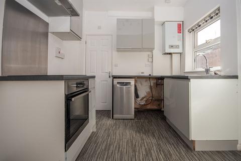 3 bedroom end of terrace house for sale, Gladstone Street, Desborough, Kettering