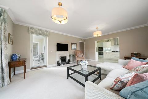 3 bedroom flat for sale, Portsmouth Road, Cobham, Surrey, KT11