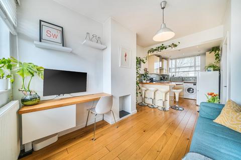1 bedroom flat for sale, Holdernesse Road, Balham, SW17