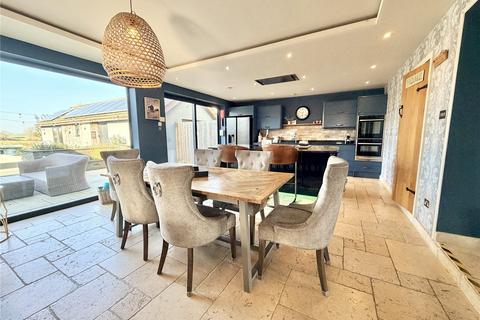 5 bedroom detached house for sale, Cowley Road, Lymington, Hampshire, SO41