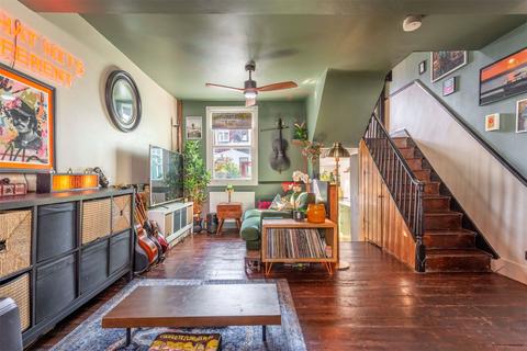 3 bedroom terraced house for sale, Lynton Street, Brighton BN2