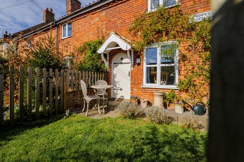 2 bedroom end of terrace house for sale, Harpers Yard, Creake Road, Syderstone