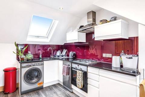 1 bedroom flat to rent, London N10