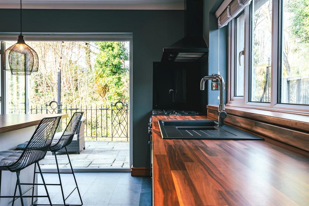Breakfast Kitchen
