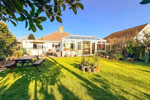 2 bedroom bungalow for sale, High Ridge Crescent, New Milton, Hampshire, BH25