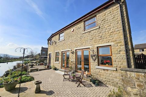 undefined, Millfields, Silsden,