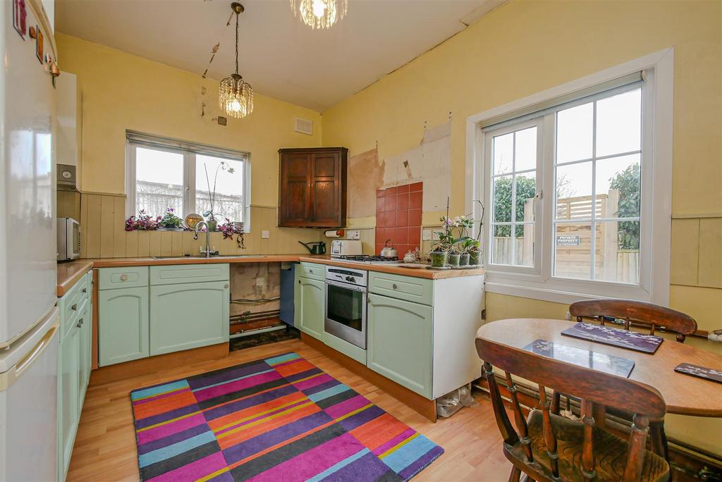 Kitchen/Breakfast Room