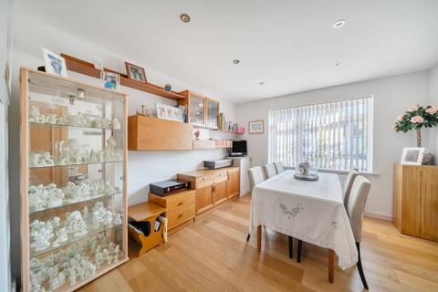 4 bedroom detached house for sale, Oxford Avenue, Burnham, SL1