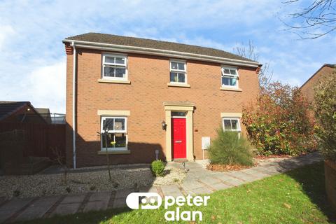 4 bedroom detached house for sale, Blacksmith Close, Oakdale, Blackwood