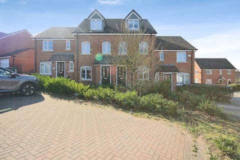 3 bedroom terraced house for sale, Lancaster Way, Whitnash, Leamington Spa