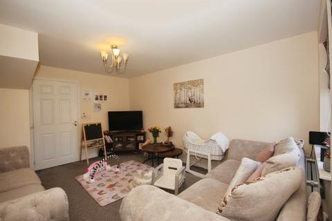 3 bedroom terraced house for sale, Lancaster Way, Whitnash, Leamington Spa
