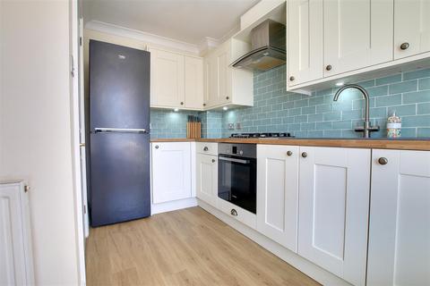 3 bedroom end of terrace house for sale, Hemmdan Terrace, Temple Close, Huntingdon