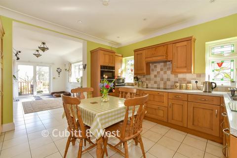 5 bedroom semi-detached house for sale, Grand Avenue, Worthing, West Sussex