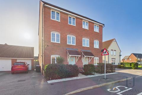 4 bedroom semi-detached house for sale, Harvest Drive, Cotgrave, Nottingham