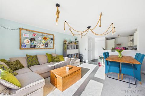 4 bedroom semi-detached house for sale, Harvest Drive, Cotgrave, Nottingham
