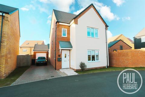 undefined, Lime Avenue, Oulton, NR32