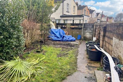 3 bedroom end of terrace house for sale, Canterbury Street, Upper Gillingham, Kent