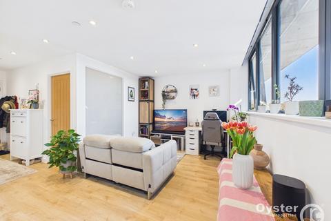 1 bedroom flat for sale, Stanmore Hill, Burnell House, HA7