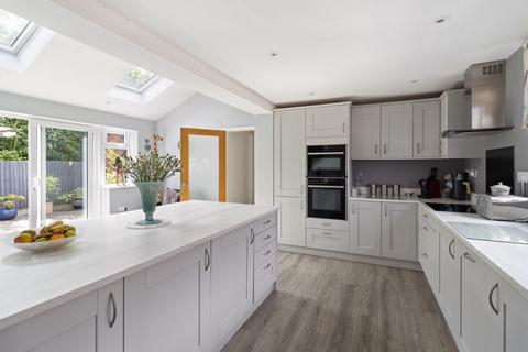 4 bedroom detached bungalow for sale, Camp Lane, Worcester WR2