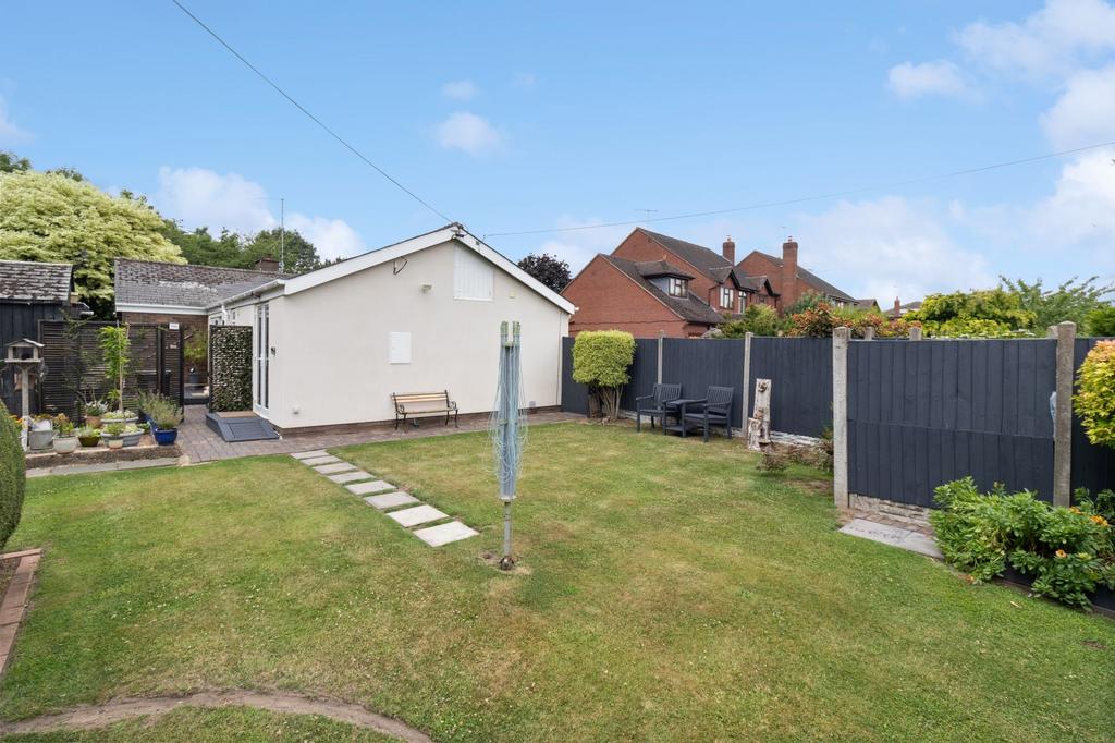 Garden (annexe)