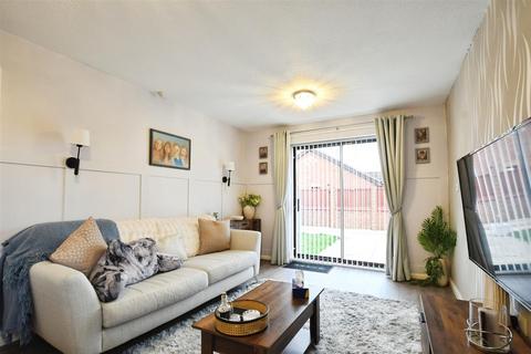 undefined, Preston Road, Hull