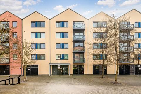 undefined, Union Lane, Isleworth TW7