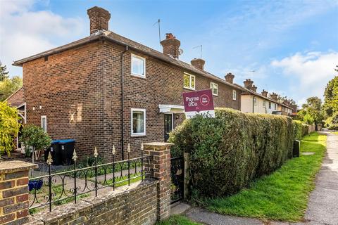 undefined, Holland Road, Hurst Green