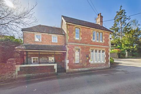 undefined, Lowden Hill, Lowden Hill SN15