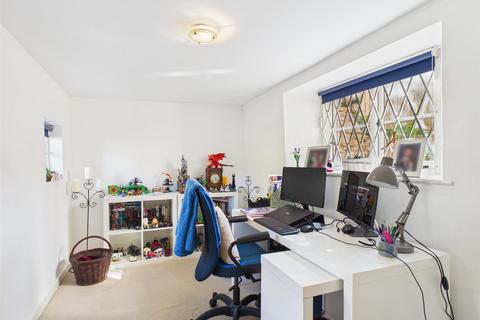 undefined, Lowden Hill, Lowden Hill SN15