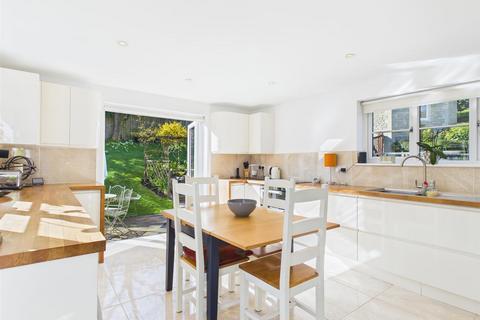 undefined, Lowden Hill, Lowden Hill SN15