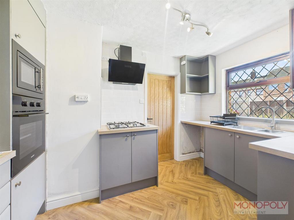 CAM04439 G0-PR0160-STILL003.jpg