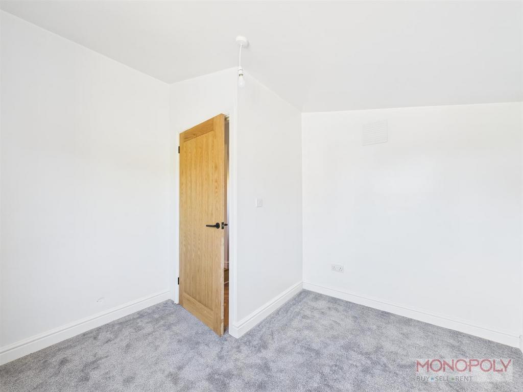 CAM04439 G0-PR0160-STILL007.jpg