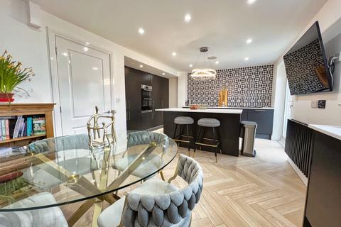 undefined, 18 Bryn Celyn Llanharry CF72 9ZE