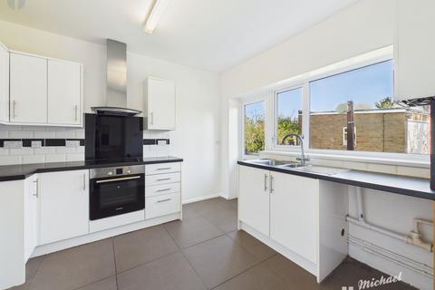 2 bedroom flat for sale, Russell Court, Old Stoke Road, Aylesbury