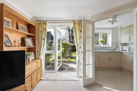 2 bedroom retirement property for sale, Winchmore Hill Road, London N21