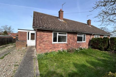 2 bedroom semi-detached bungalow for sale, Cawston, Norwich NR10