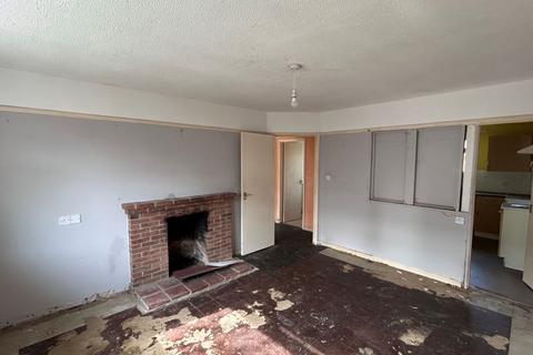 2 bedroom semi-detached bungalow for sale, Cawston, Norwich NR10