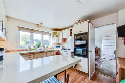 4 bedroom detached bungalow for sale, High Street, Sutton Courtenay, ABINGDON