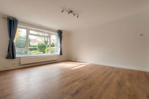 2 bedroom flat to rent, Holden Road, Holmdene Holden Road, N12
